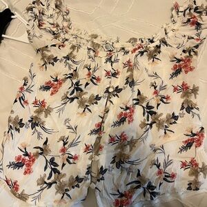 American Eagle Floral Ruffle Sleeve Women's Top